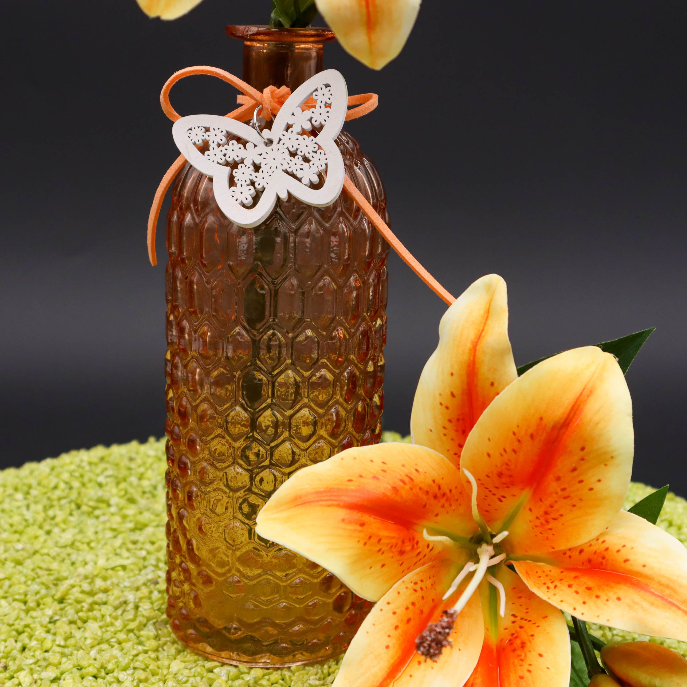 Vase mit Schmetterling in Orange 20 cm