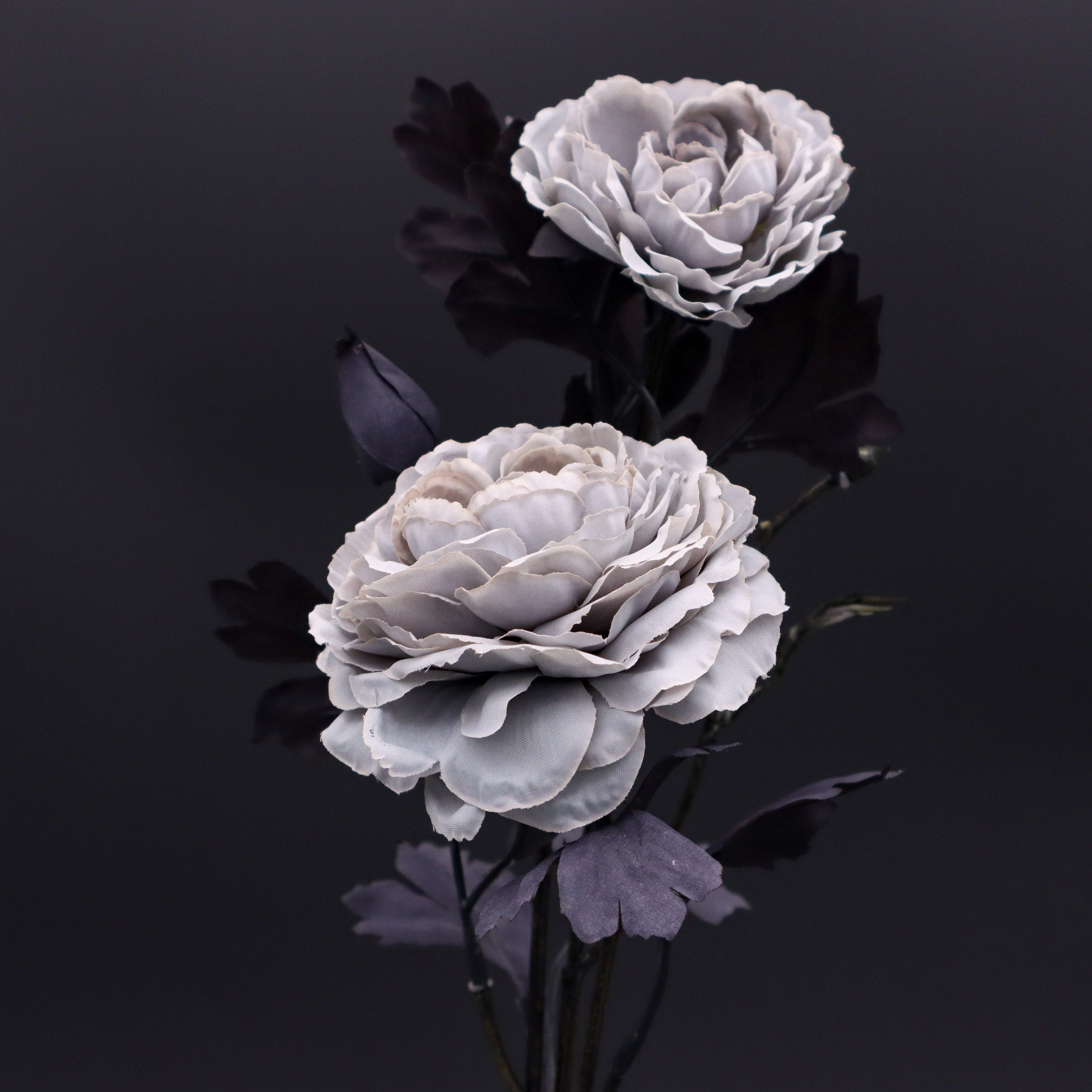 Luxury Style Ranunkel in Schwarz und Silber 60 cm