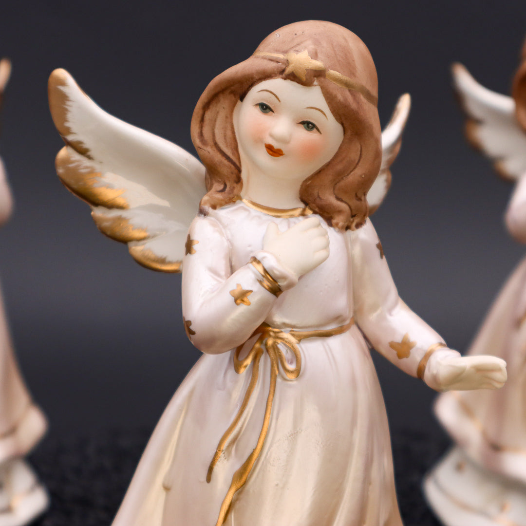 Traumhafter Engel 19 cm aus Porzellan in 3 Varianten zum Weihnachtspreis