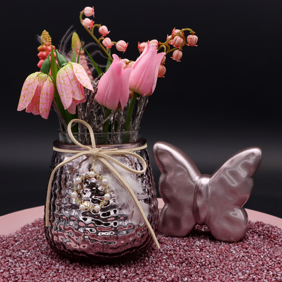 Frühjahrs-Arrangement im Glas Rosé 16 cm