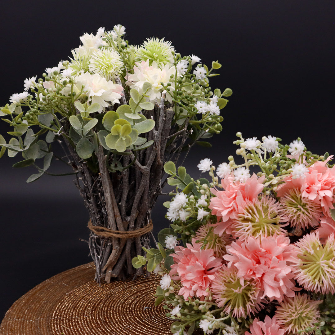 Blumen Arrangement auf Rebe 24 cm in Farbauswahl