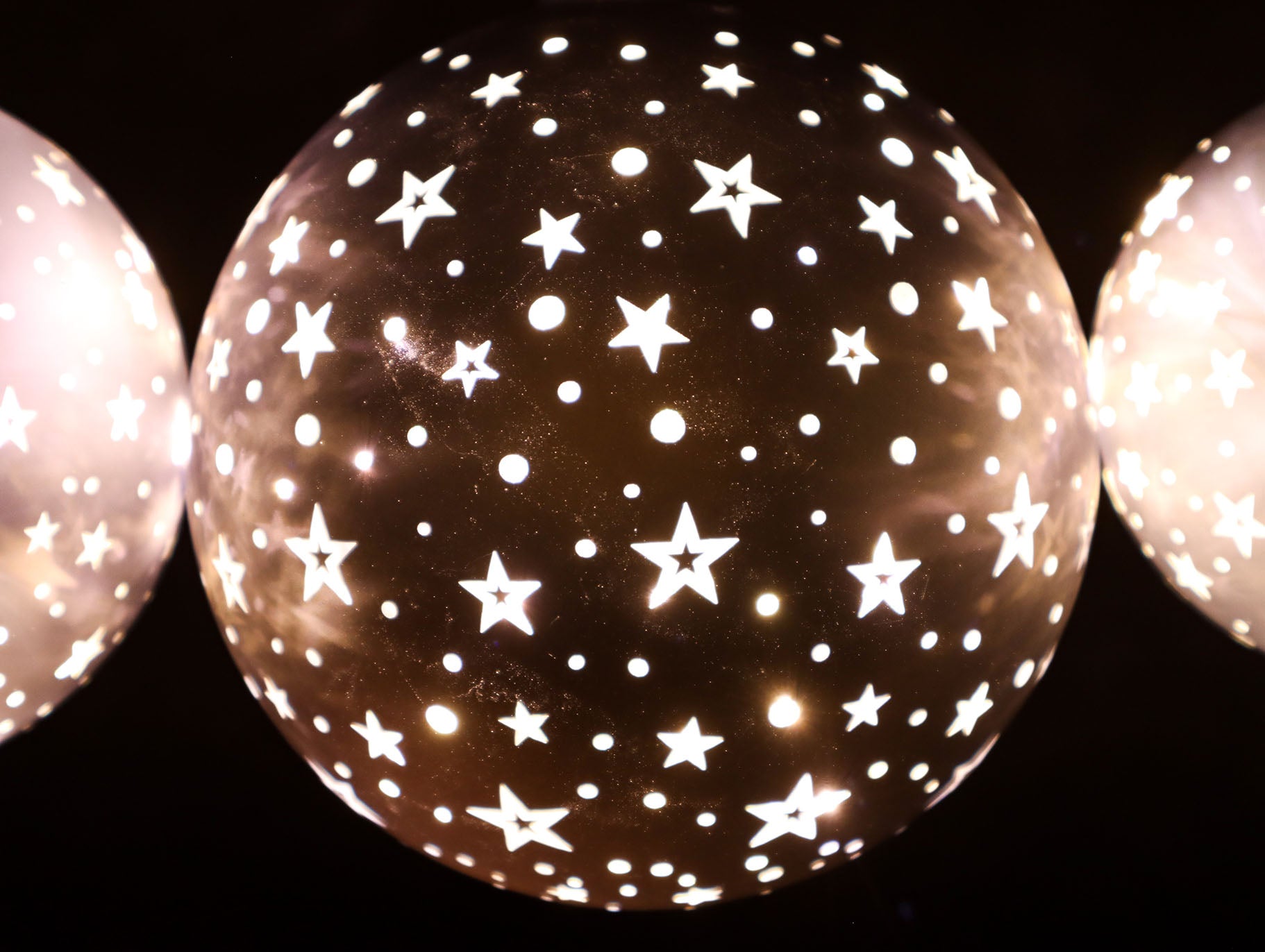 LED Sternen-Kugel zum hängen in Anthrazit 10, 12 oder 15 cm