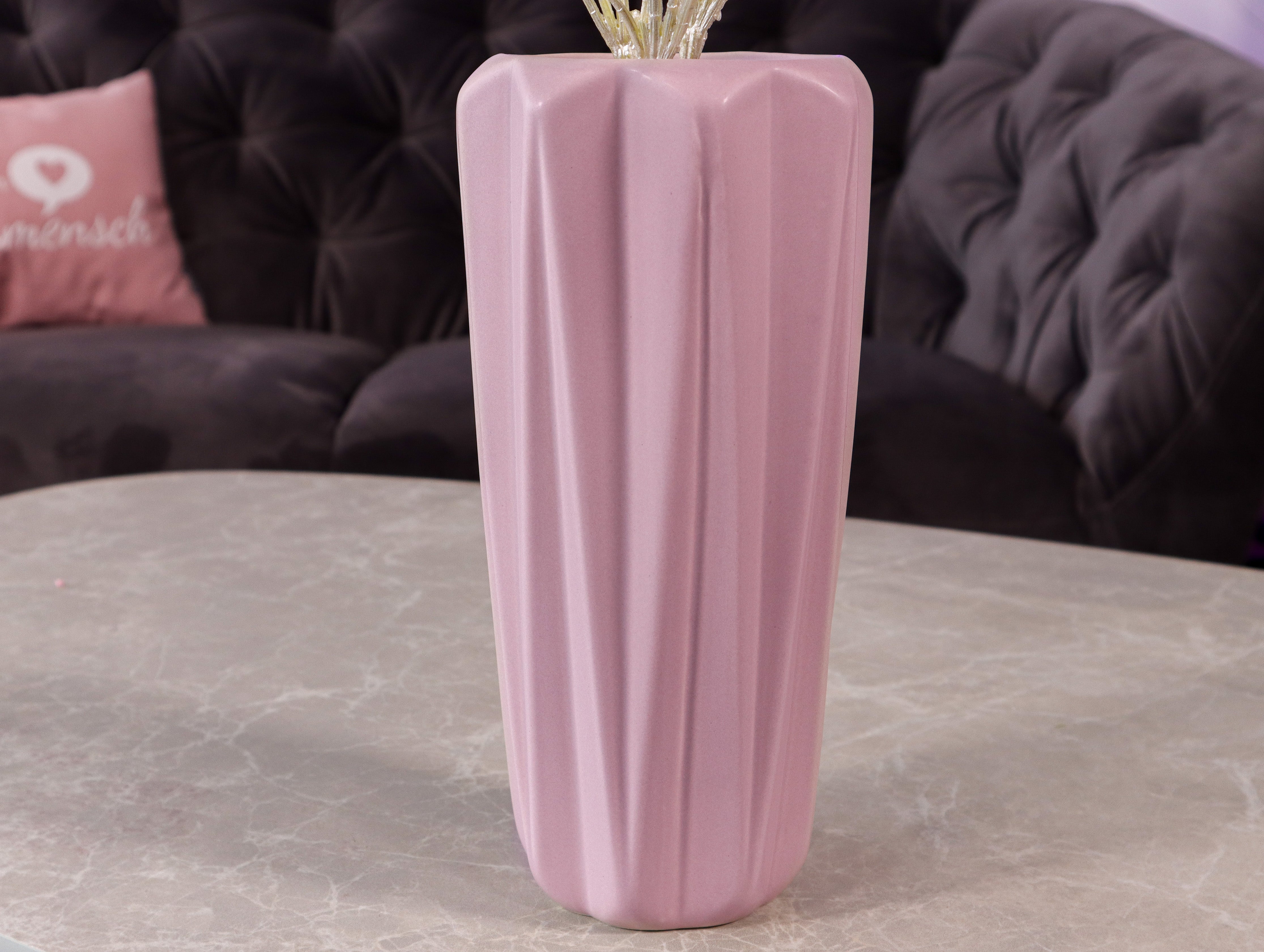 Stylische Vase in Purple