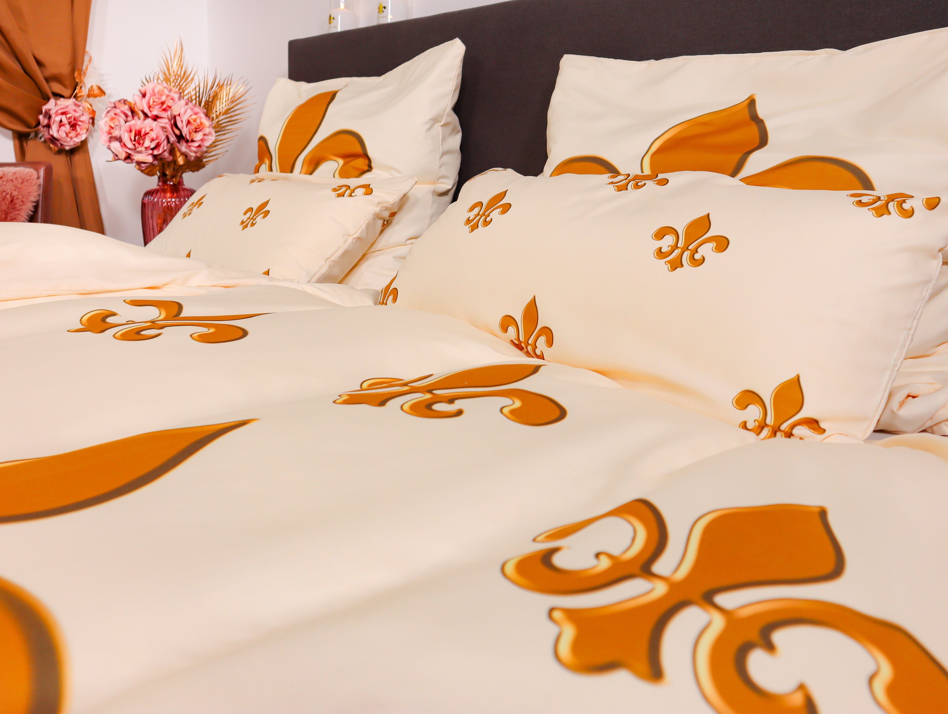 Bettwäsche Set „Goldene Lilie" 3tlg. oder 6tlg. von Style your Home